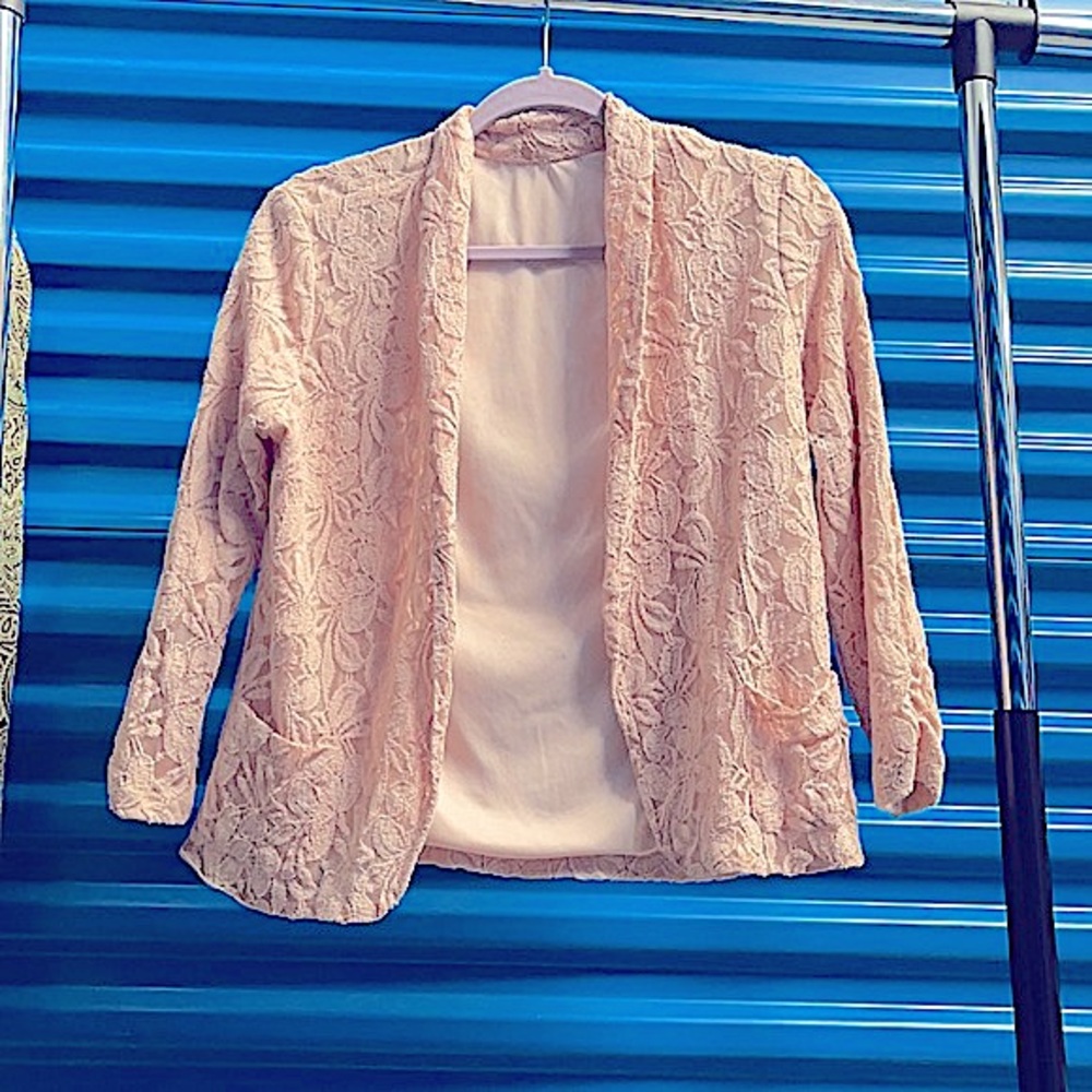 Light Pink Lace Rose Floral Print Open Blazer w/ Ruched Sleeves & Real Pockets